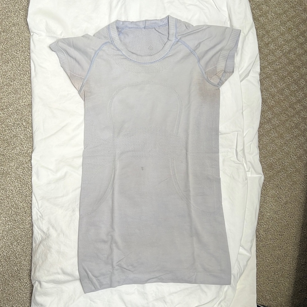 Lululemon short sleeve